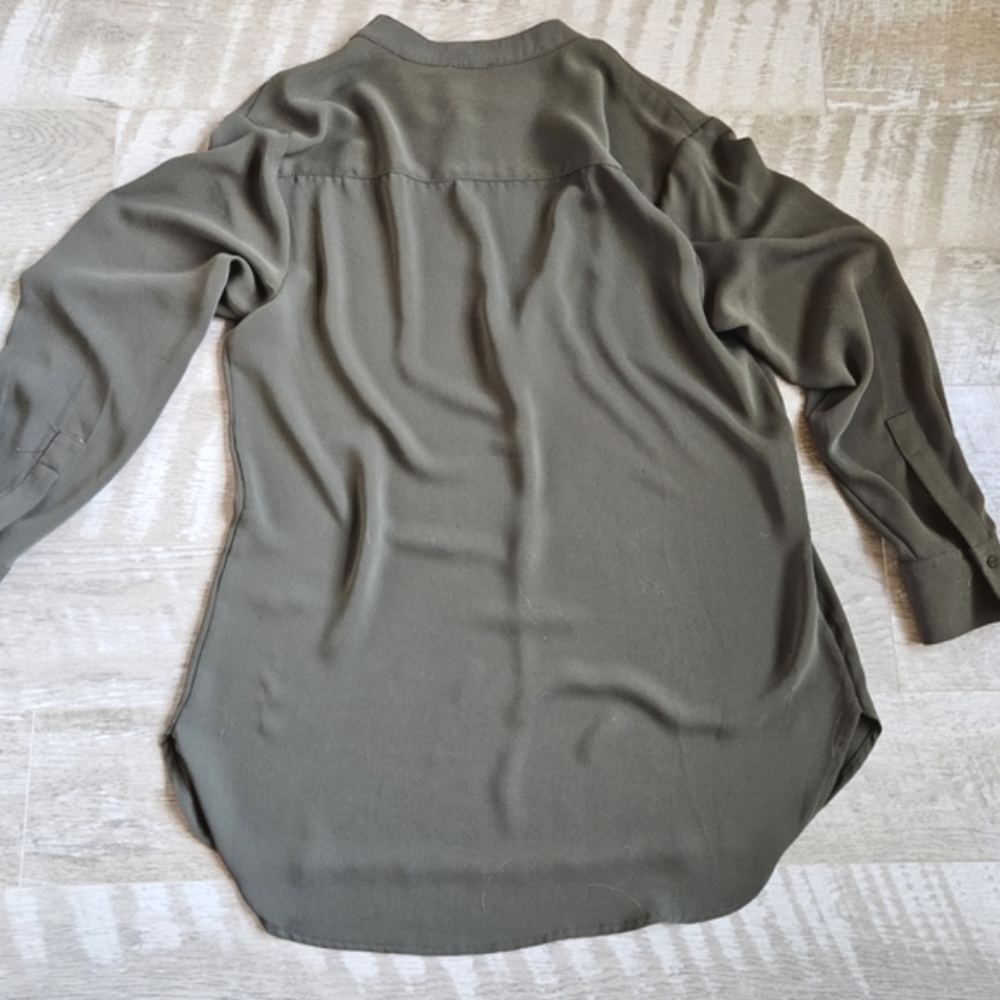 Elie Tahari No Collar Tunic Blouse - Picture 7 of 13